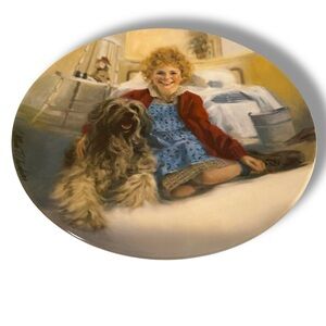 Vintage Edwin M. Knowles Collector Plate – “Annie and Sandy” (1983)